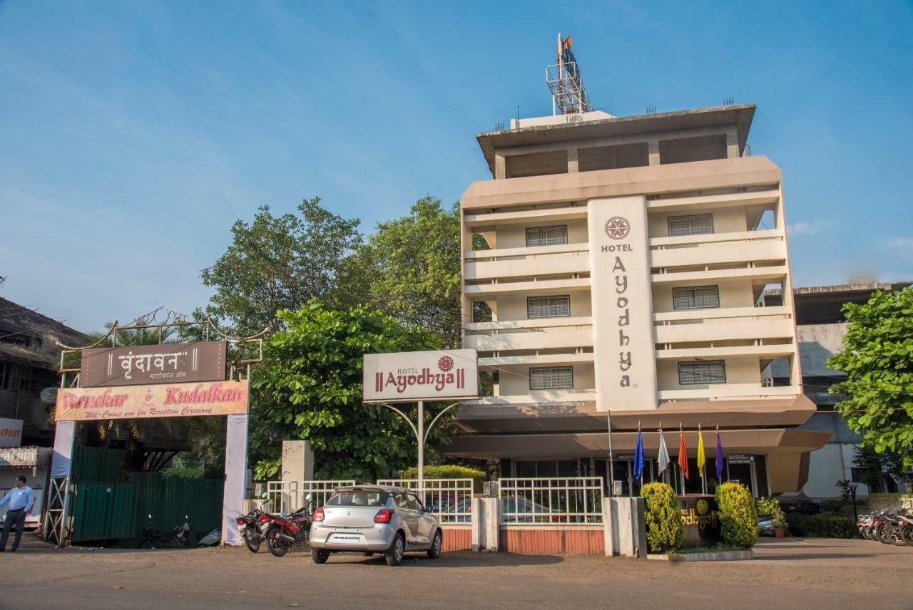 Hotel Ayodhya Kolhapur Bagian luar foto